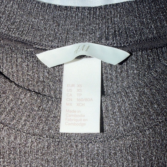 Ribbed Long Sleeve Knit Top - dark grey - Picture 2 of 3